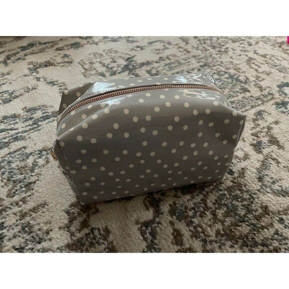 Lauren Conrad Zippered Travel Case NWOT - Picture 1 of 6
